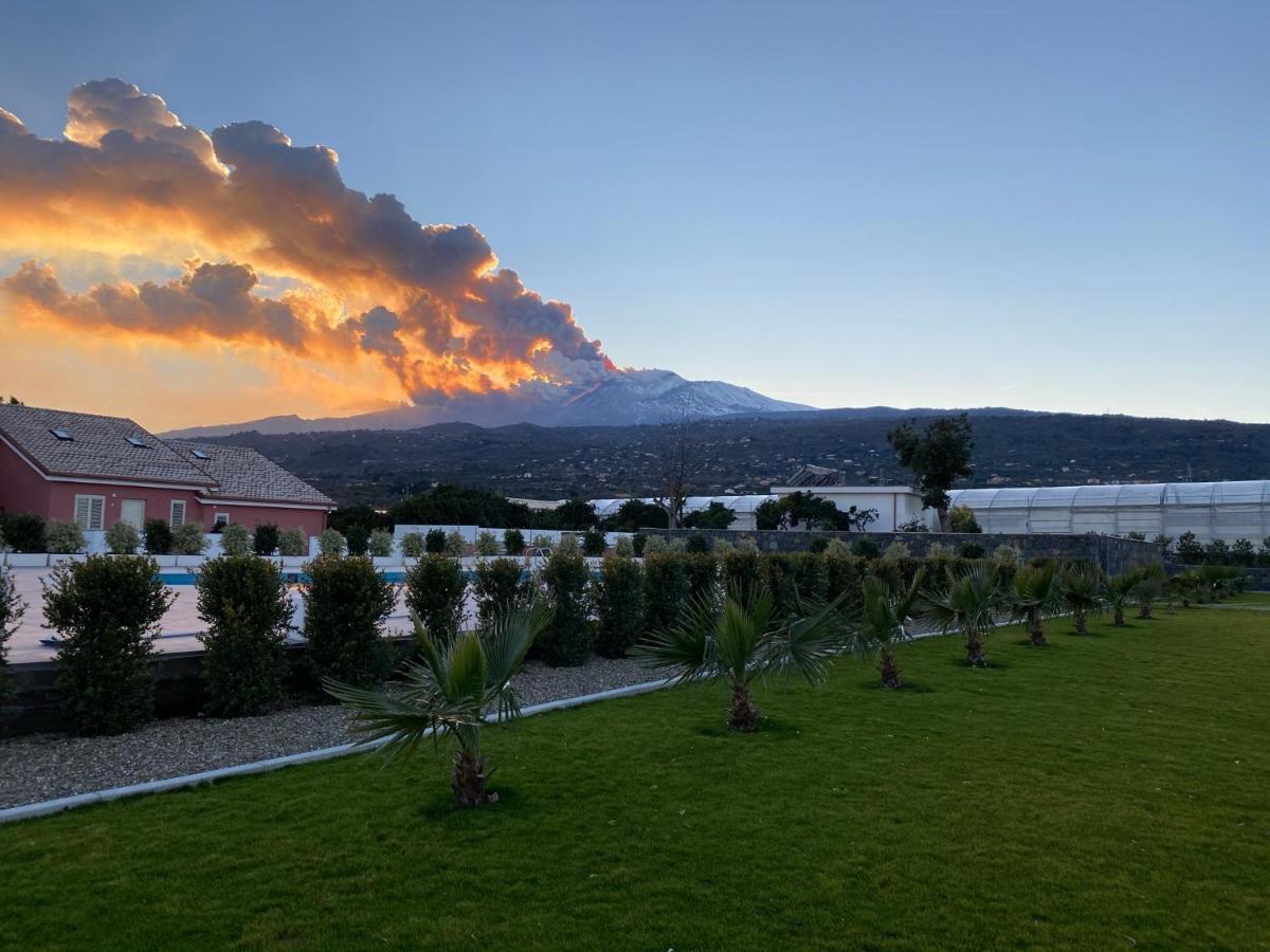 Dipladenia Garden Country Resort マスカリ エクステリア 写真